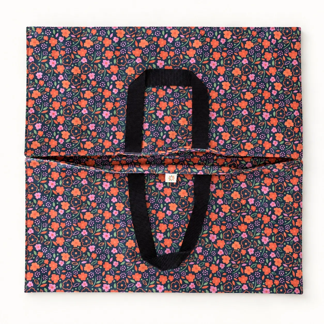 Sac à tarte réutilisable Capucine – Fleuri bleu marine, coton enduit imperméable 2 Sac à tarte floral Timouny déplié, vu du dessus avec ses anses noires